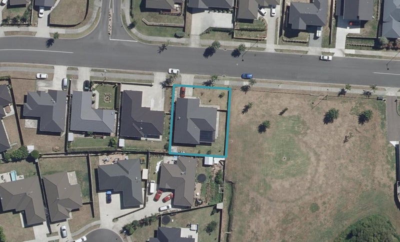 63 Farnborough Drive, Grandview Heights, Hamilton - Carousel 1