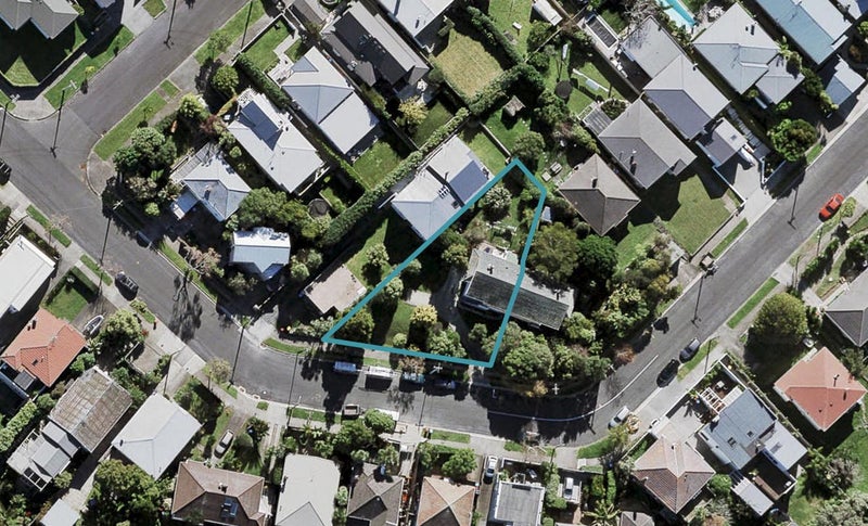 23 Westmere Crescent, Westmere, Auckland - Carousel 1