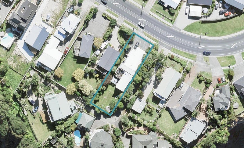 817 Whangaparaoa Road, Manly, Whangaparaoa - Carousel 1