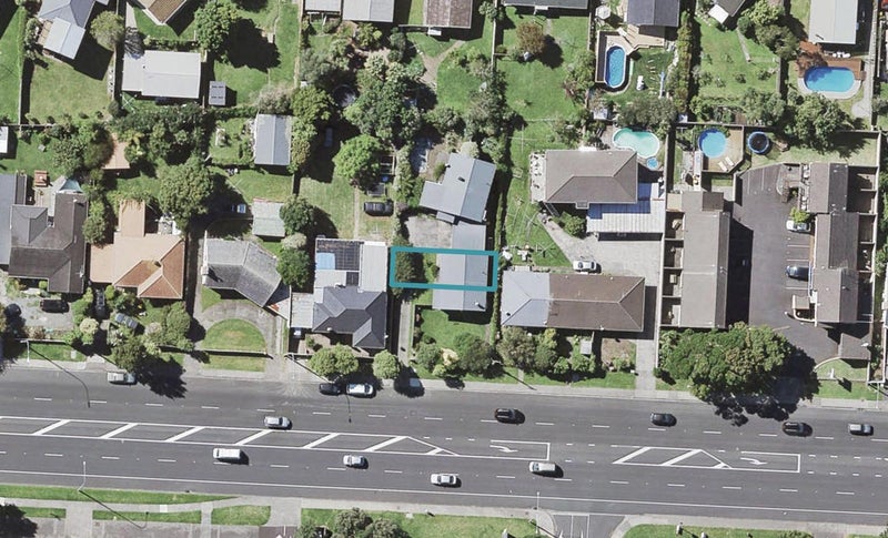 3/678 Pakuranga Road, Howick, Auckland - Carousel 1