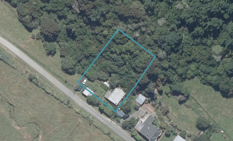 28 Lewis Street, Deborah Bay, Port Chalmers - Carousel 1
