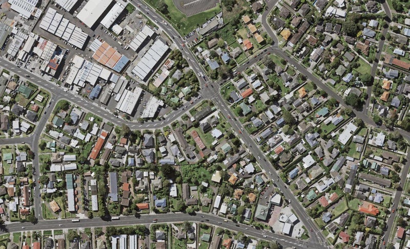 18 Lunn Avenue, Mount Wellington, Auckland - Carousel 1