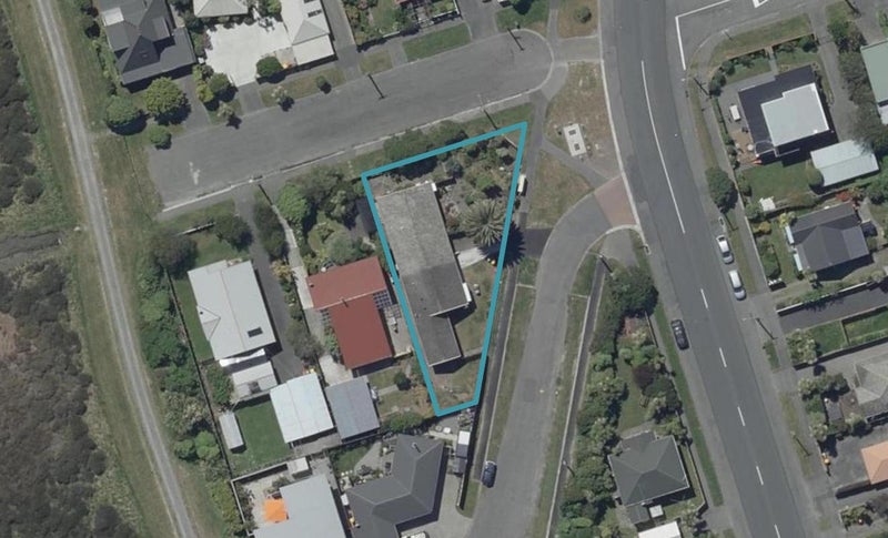 2/2 Kibblewhite Street, New Brighton, Christchurch - Carousel 1