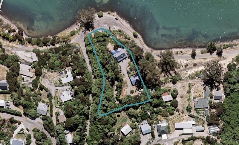 129 Takamatua Bay Road, Takamatua, Akaroa - Carousel 1