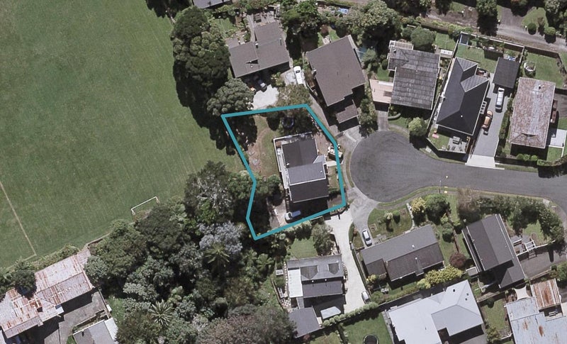 7 Valintine Place, Strandon, New Plymouth - Carousel 1