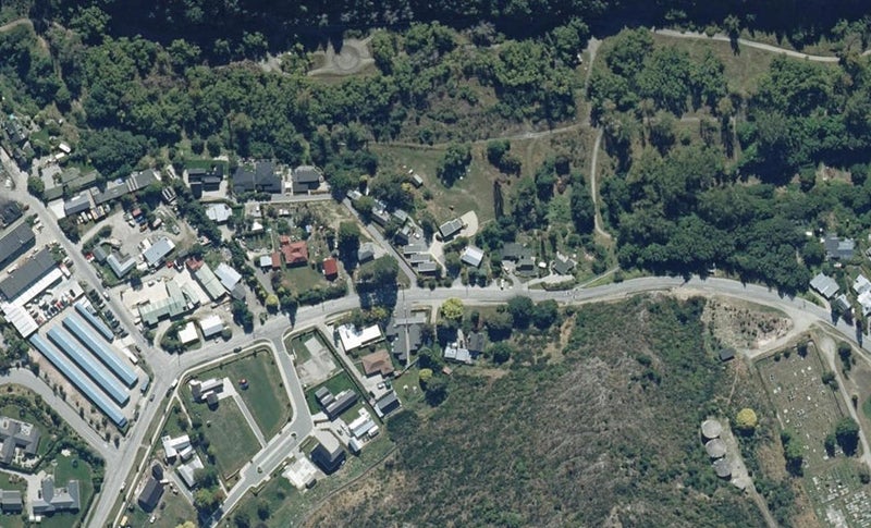 63 Manse Road, Arrowtown, Arrowtown - Carousel 1