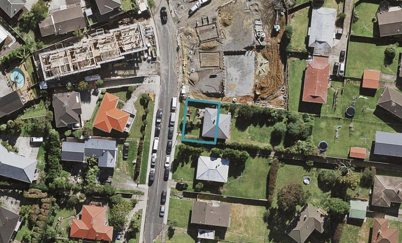 55A Potter Avenue, Northcote, Auckland - Carousel 1