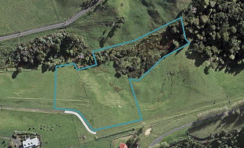 56D Kaipara Coast Highway, Kaukapakapa - Carousel 1