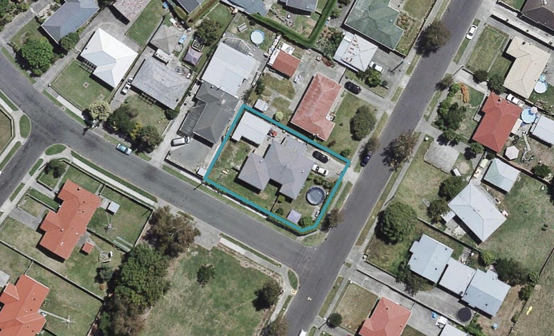 2 Bestall Street, Maraenui, Napier - Carousel 1