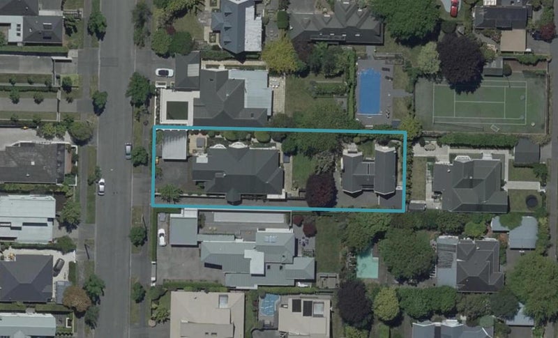 1/10 Poynder Avenue, Merivale, Christchurch - Carousel 1