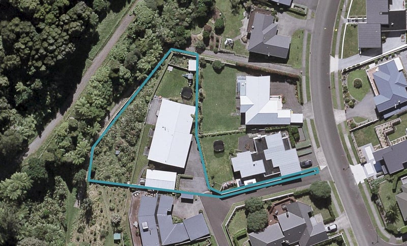 22A Redwood Crescent, Hurdon, New Plymouth - Carousel 1