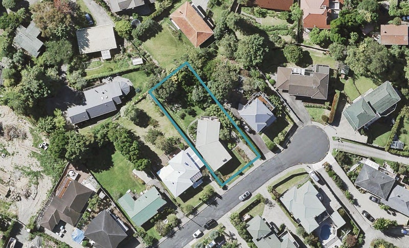 8 Tudor Place, Mairangi Bay, Auckland - Carousel 1