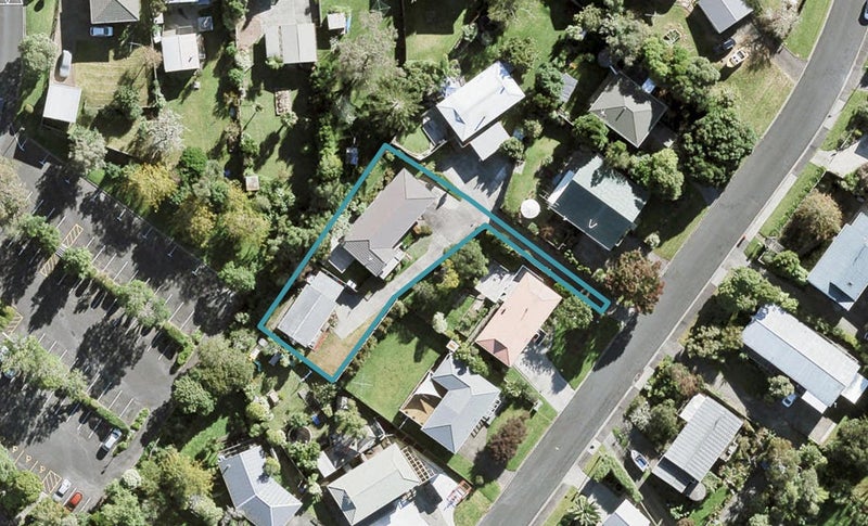 11A Springtime Crescent, Stanmore Bay, Whangaparaoa - Carousel 1
