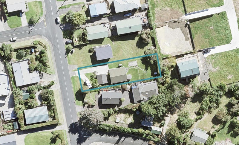 29 Kauri Road, Stanmore Bay, Whangaparaoa - Carousel 1