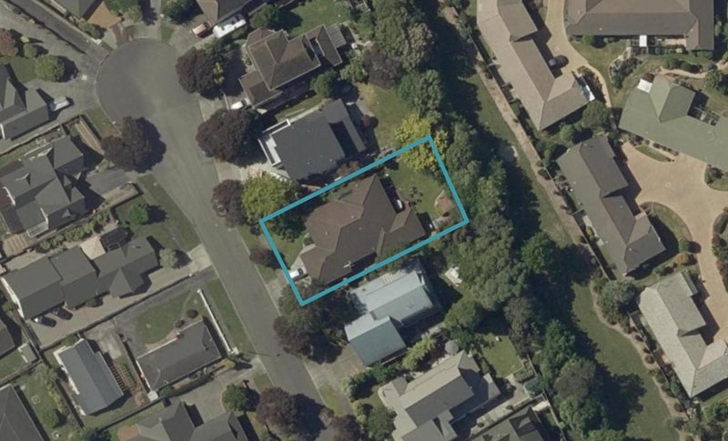 24 Hanmer Place, Highbury, Palmerston North - Carousel 1