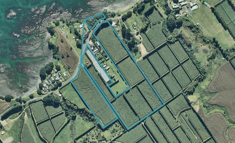 6812 State Highway 35, Te Kaha, Opotiki - Carousel 1