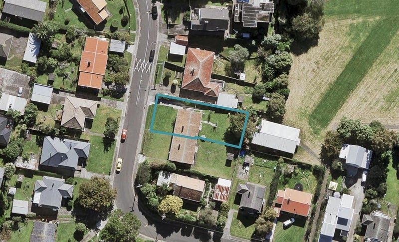 17 Shorwell Street, Sandringham, Auckland - Carousel 1