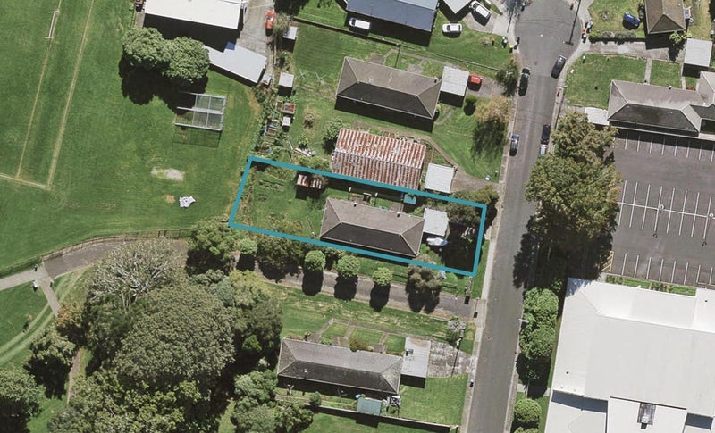 32A Korma Road, Royal Oak, Auckland - Carousel 1