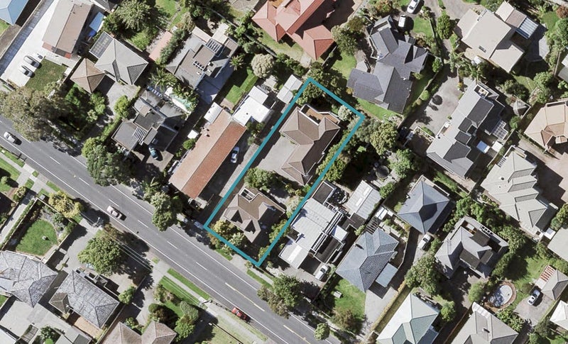 1/208 Bucklands Beach Road, Bucklands Beach, Auckland - Carousel 1