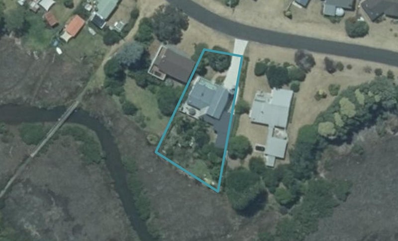 28 Riverview Road, Cooks Beach, Whitianga - Carousel 1