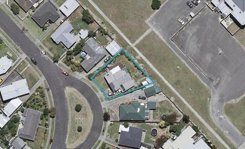 11 Fife Crescent, Tamatea, Napier - Carousel 1