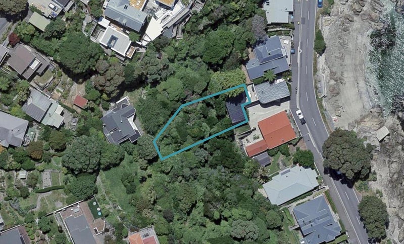 377 Karaka Bay Road, Karaka Bays, Wellington - Carousel 1