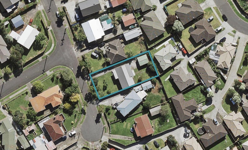 14 Burbridge Road, Favona, Auckland - Carousel 1
