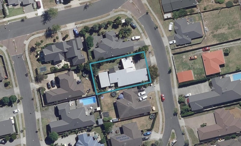 4 Rosewood Court, Huntington, Hamilton - Carousel 1
