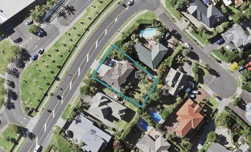 76 Somerville Road, Shelly Park, Auckland - Carousel 1