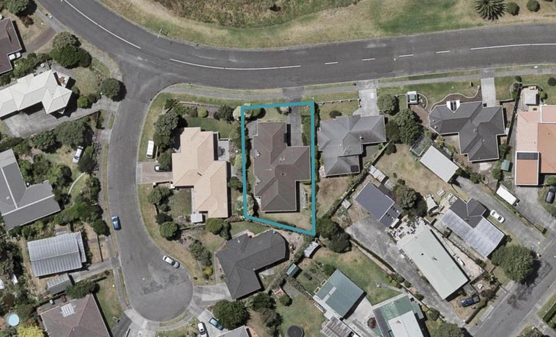 298 Manly Street, Paraparaumu Beach, Paraparaumu - Carousel 1