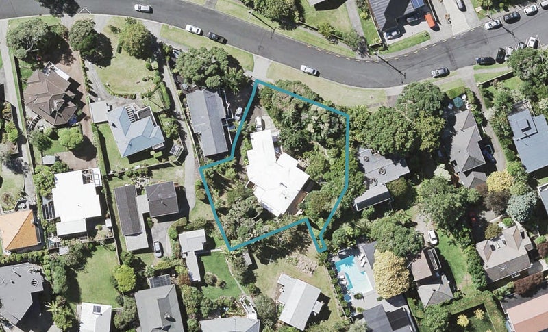 18B Penzance Road, Mairangi Bay, Auckland - Carousel 1