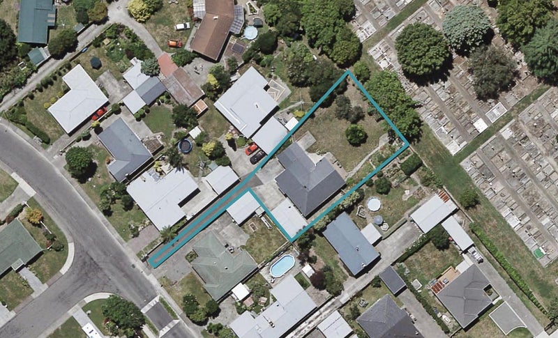 572 Lowe Street, Camberley, Hastings - Carousel 1