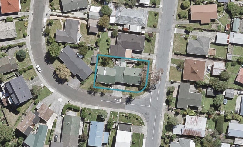 2A Roband Crescent, Brown Owl, Upper Hutt - Carousel 1