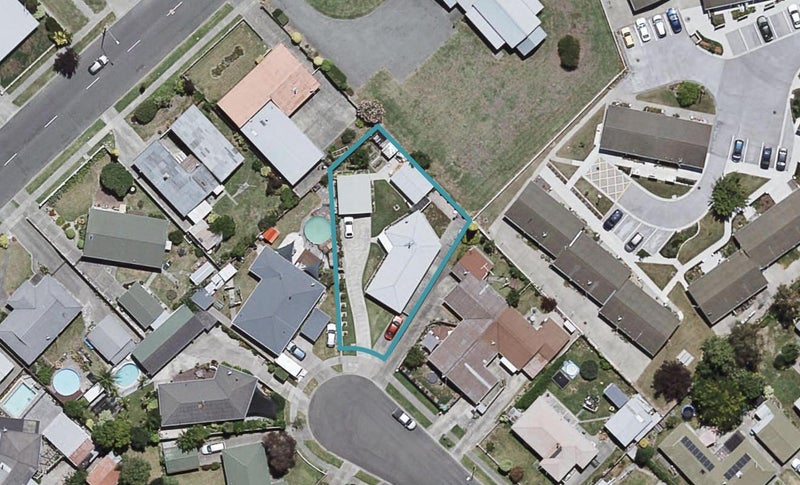 12 Gipps Place, Tamatea, Napier - Carousel 1