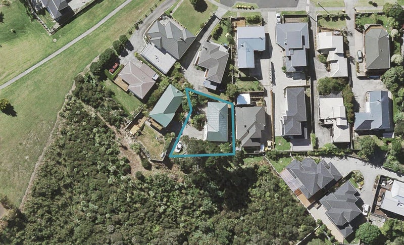 726B East Coast Road, Pinehill, Auckland - Carousel 1
