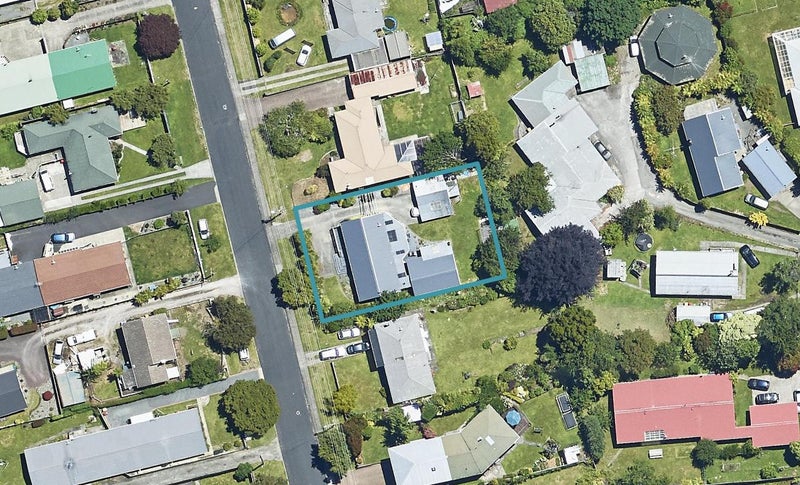 15 Whitworth Road, Utuhina, Rotorua - Carousel 1