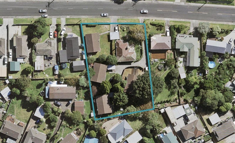2/10 Glen Road, Ranui, Auckland - Carousel 1