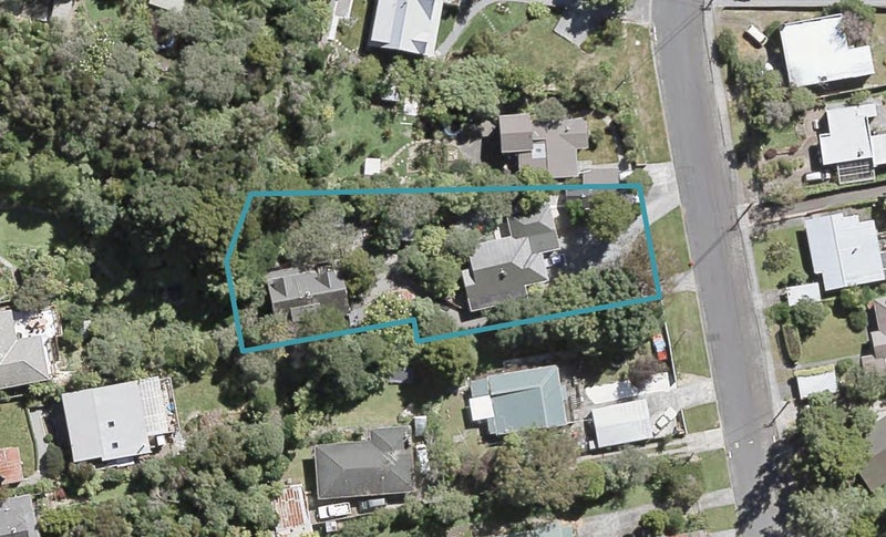 28 Jocelyn Crescent, Pinehaven, Upper Hutt - Carousel 1