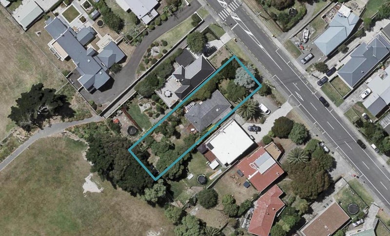 80 Martin Road, Paraparaumu Beach, Paraparaumu - Carousel 1
