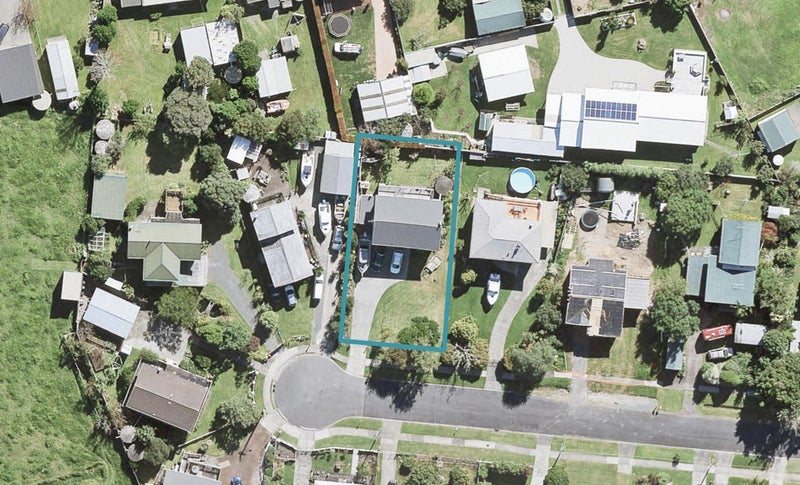 13 Banks Road, Papakura - Carousel 1