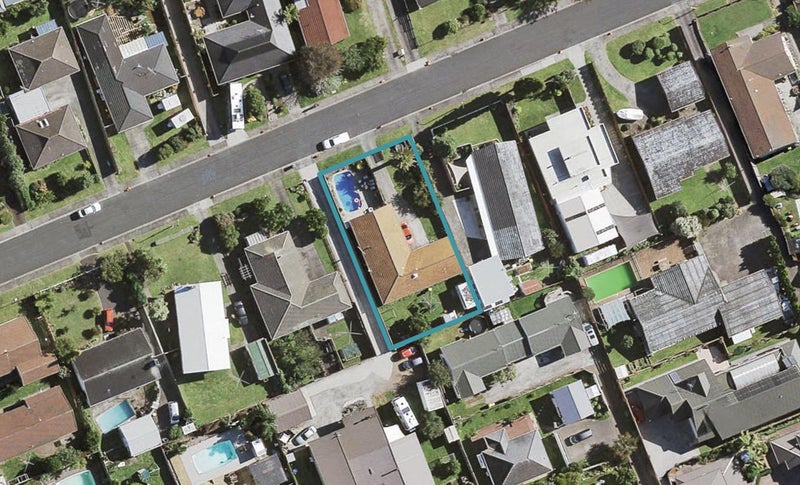 34 Manse Road, Pahurehure, Papakura - Carousel 1