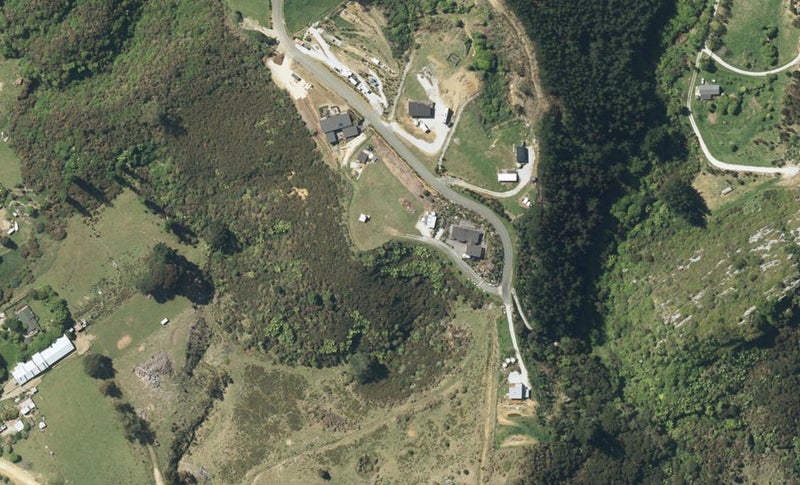 130 Bay Vista Drive, Pōhara, Tākaka - Carousel 1