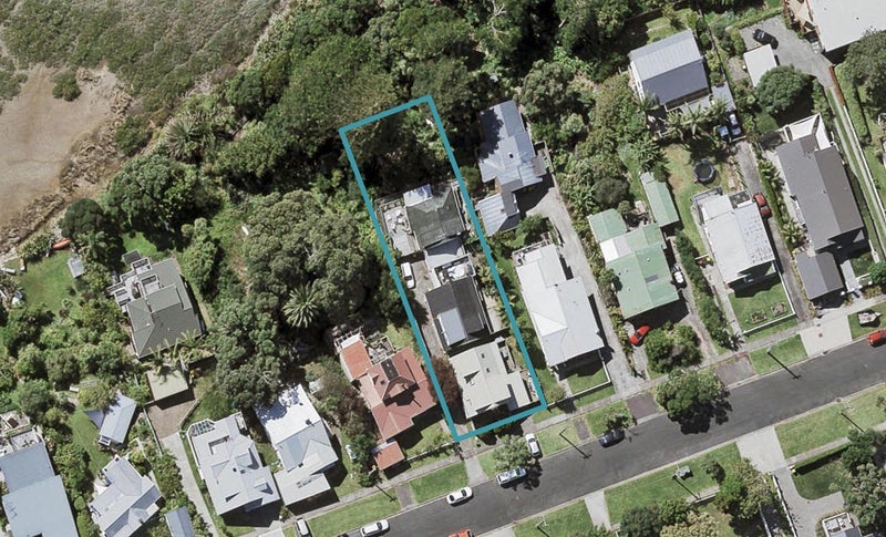 3/60 Aramoana Avenue, Devonport, Auckland - Carousel 1