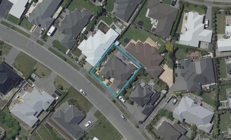 31 Pentonville Close, Westmorland, Christchurch - Carousel 1