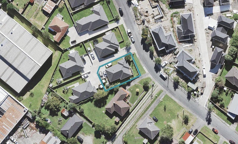 64A Kelman Road, Kelston, Auckland - Carousel 1