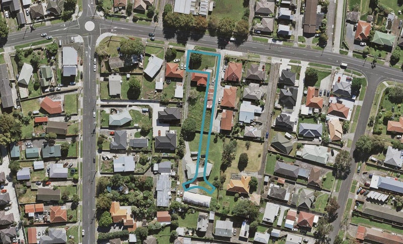 2 Orona Way, Papatoetoe, Auckland - Carousel 1