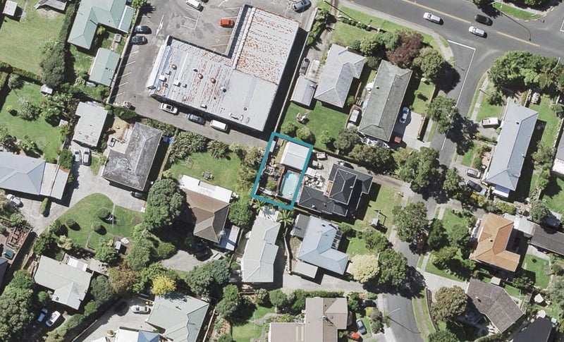 3D Yeoman Place, Howick, Auckland - Carousel 1