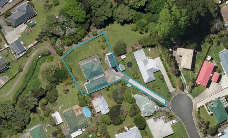 10 Moehau Road, Kamo, Whangarei - Carousel 1