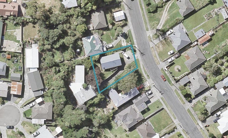 30A Bledisloe Crescent, Wainuiomata, Lower Hutt - Carousel 1