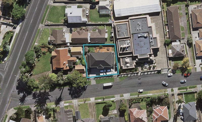 8 Wentworth Avenue, Papatoetoe, Auckland - Carousel 1